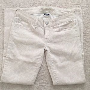 American Eagle Floral Skinny jeans